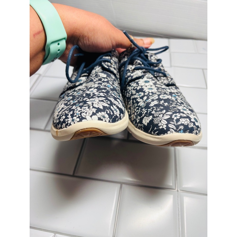 Toms Del ReyBlue White Floral Canvas Lace Up Low Top Sneakers Womens 8 - Picture 6 of 13